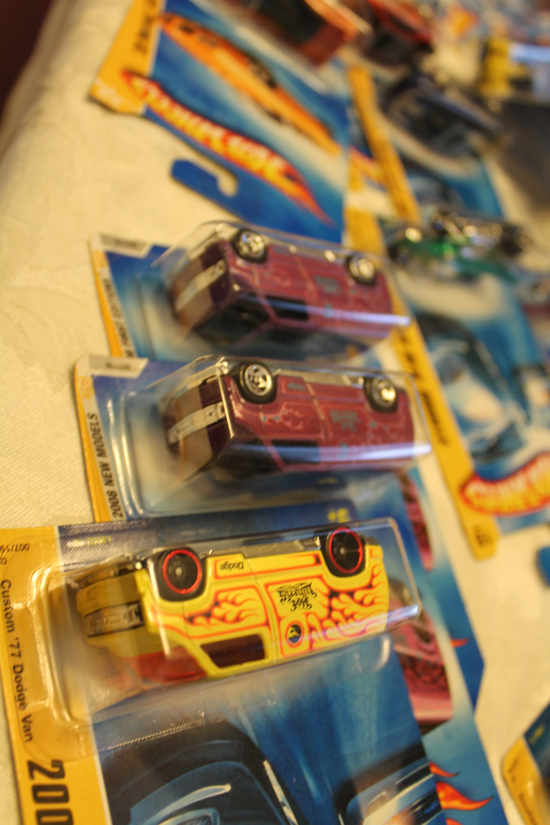 Illustration for article titled Enormous Die-Cast Collection - Box 10 - 2008 HW